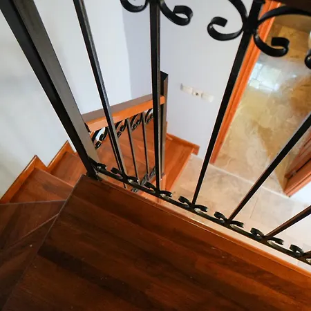 Daire Uptown Indigo Simi